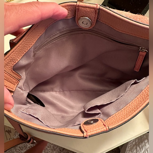 Vince Camuto, Vonne Vintage Rose leather shoulder/crossbody bag - Picture 5 of 13